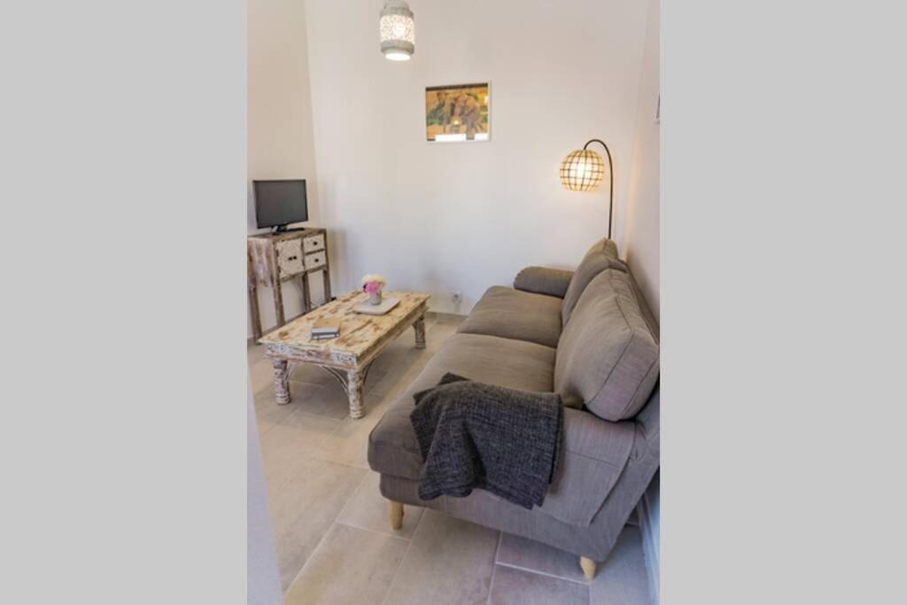 Lalitana Center Apartment Лагос Екстериор снимка